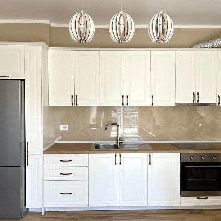 Twentysix Apartment Shkoder Bagian luar foto