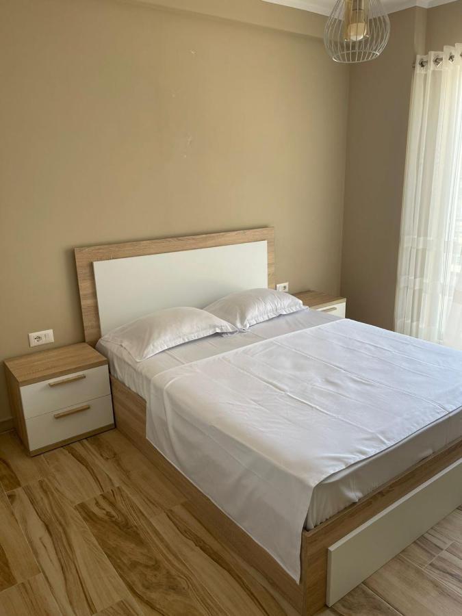 Twentysix Apartment Shkoder Bagian luar foto